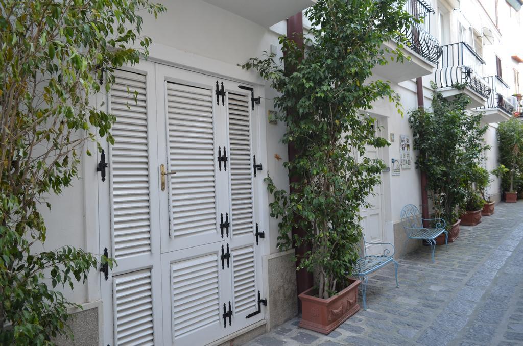 ليباري Case Vacanze Arcobaleno المظهر الخارجي الصورة